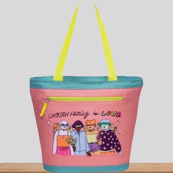 Target Pride “Chosen Family is Love” Insulated Cooler Bag – Pink & Blue NWT - Picture 1 of 11
